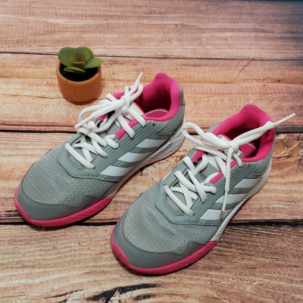 Adidas girl's sneaker shoe sz 1.5 euc